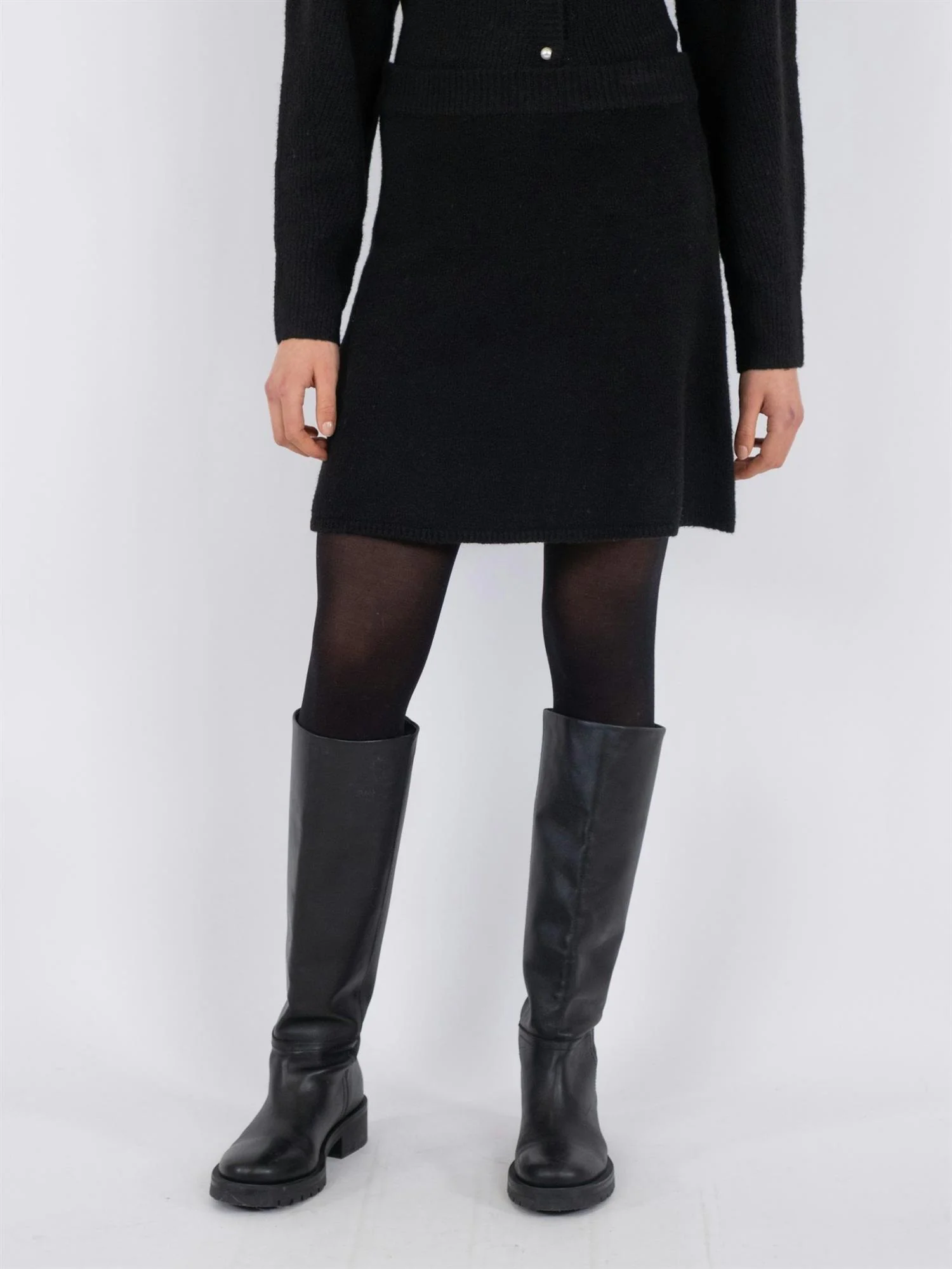 Gisa Knit Skirt  Black - Image 3