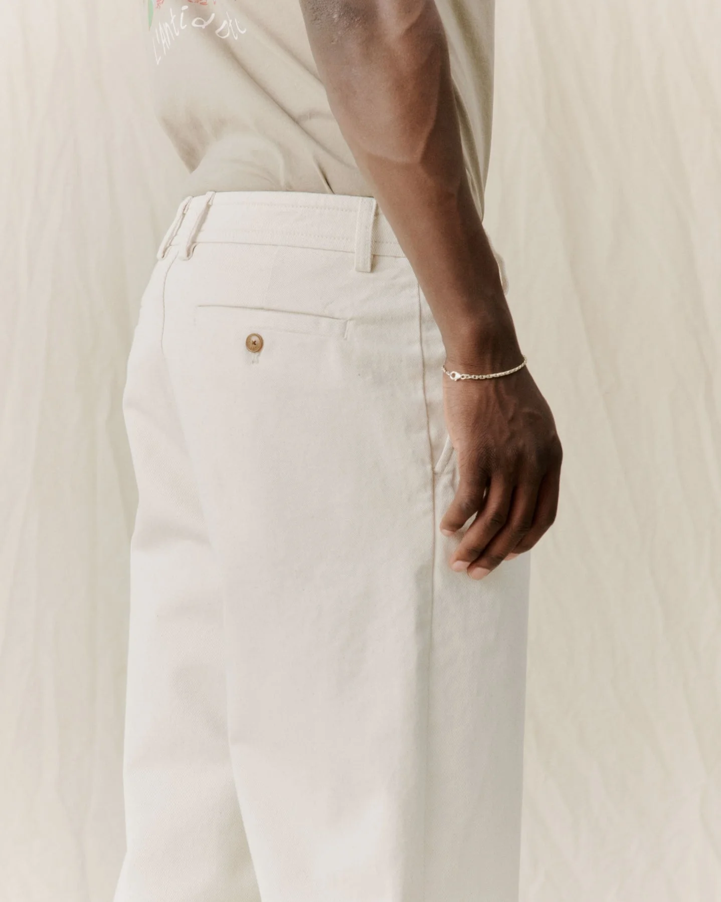 Agency  Off White - Image 7