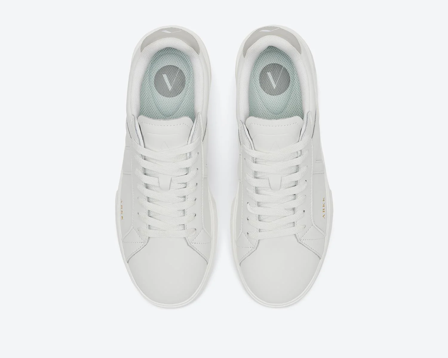 ESSENCE - WOMEN  White - Image 4