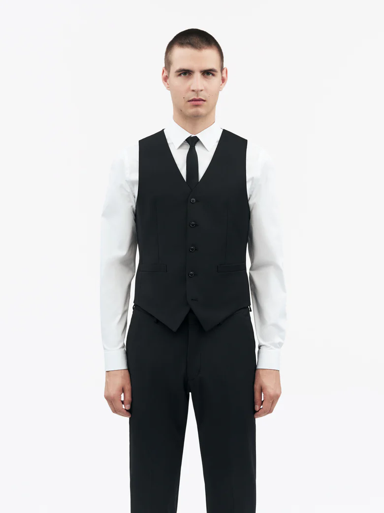 Wayde  Black - Image 2