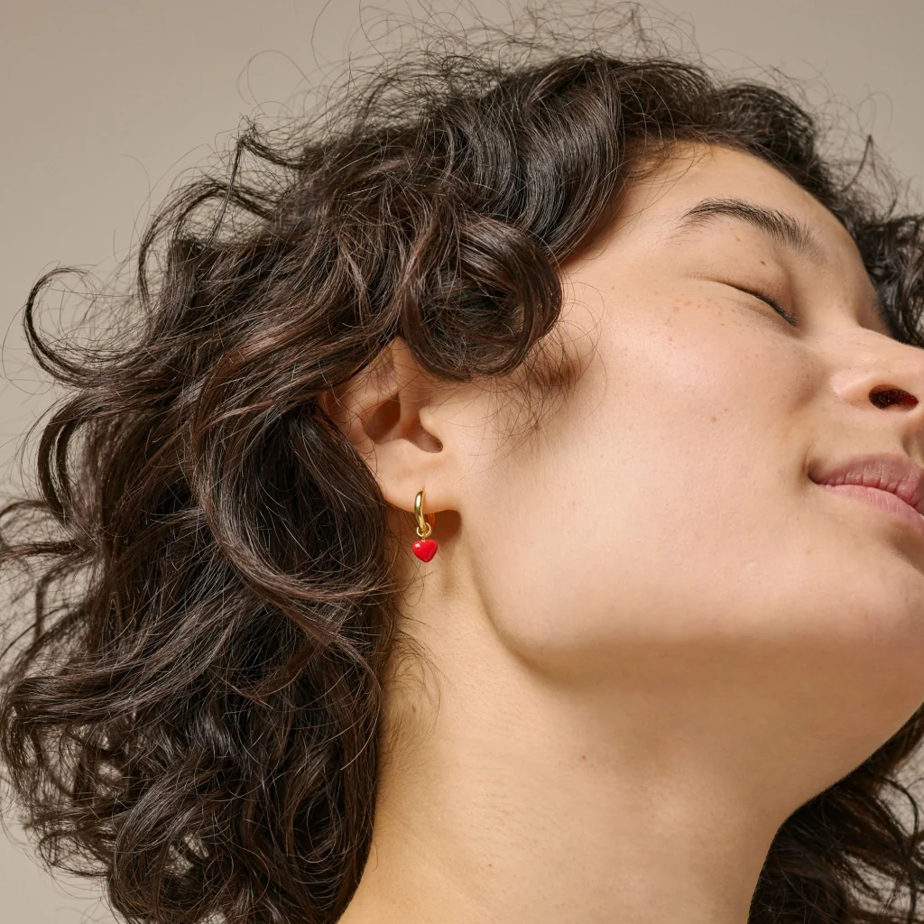 HOOPS, AMORE  Red - Image 2