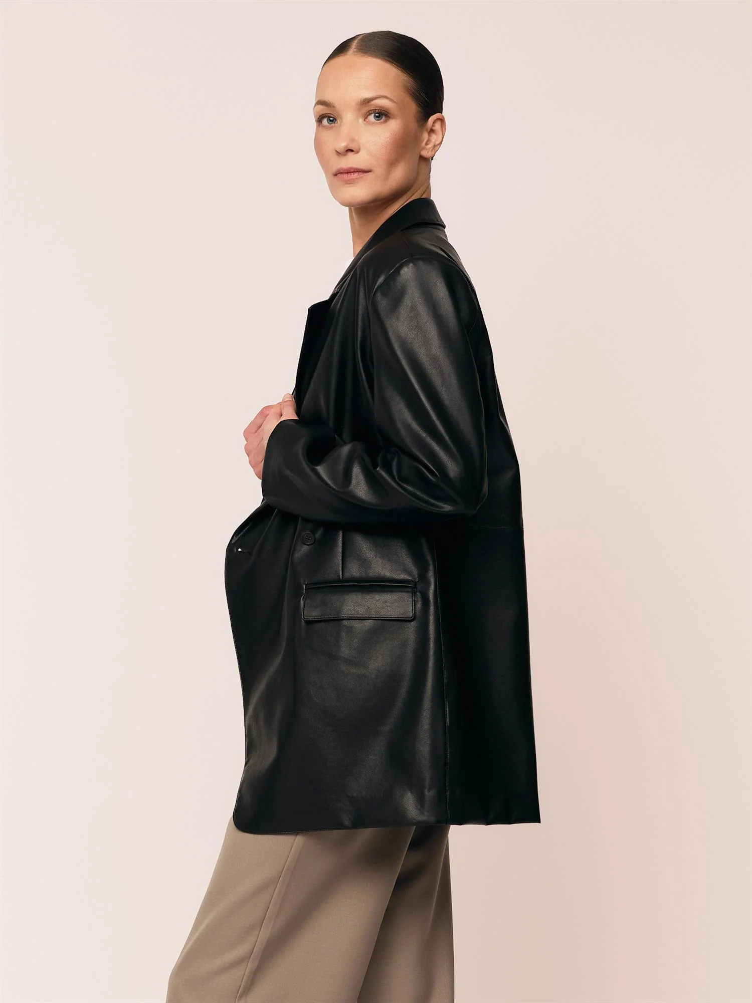 Lumi Blazer  Black - Image 6