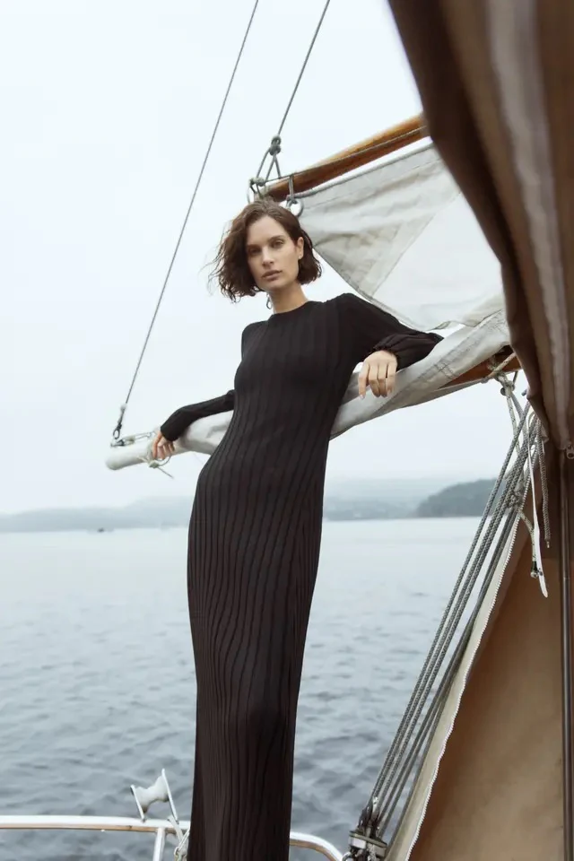 Zaneta Knit Dress  Black - Image 3