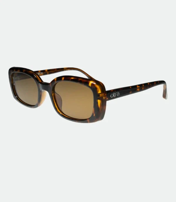 Daisy  Tort/Brown