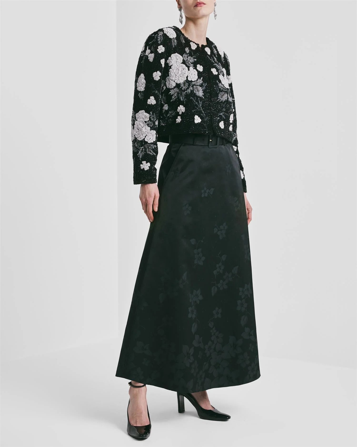 Beaded Cropped Jacket  Glamour - Image 4
