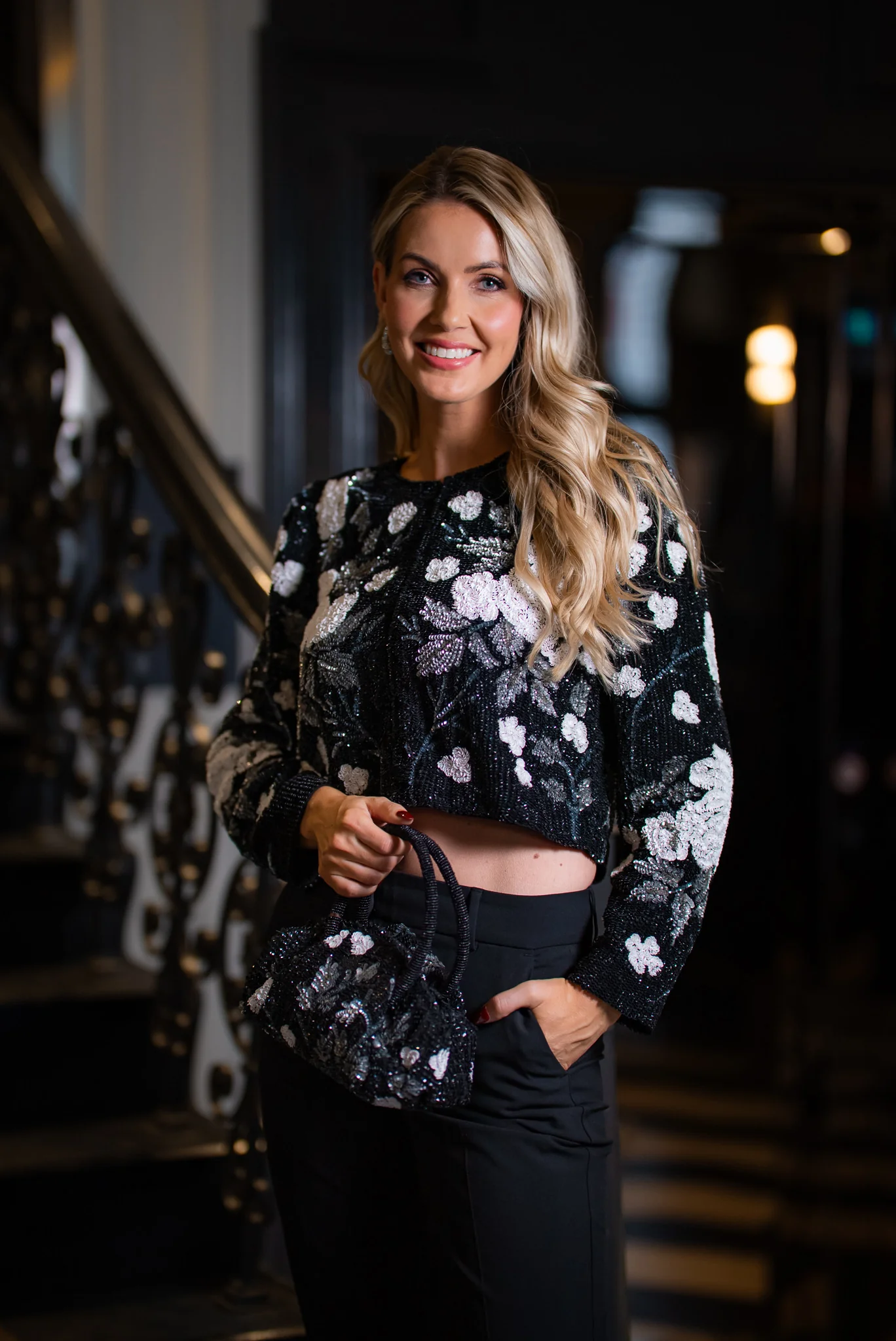 Beaded Cropped Jacket  Glamour - Image 6