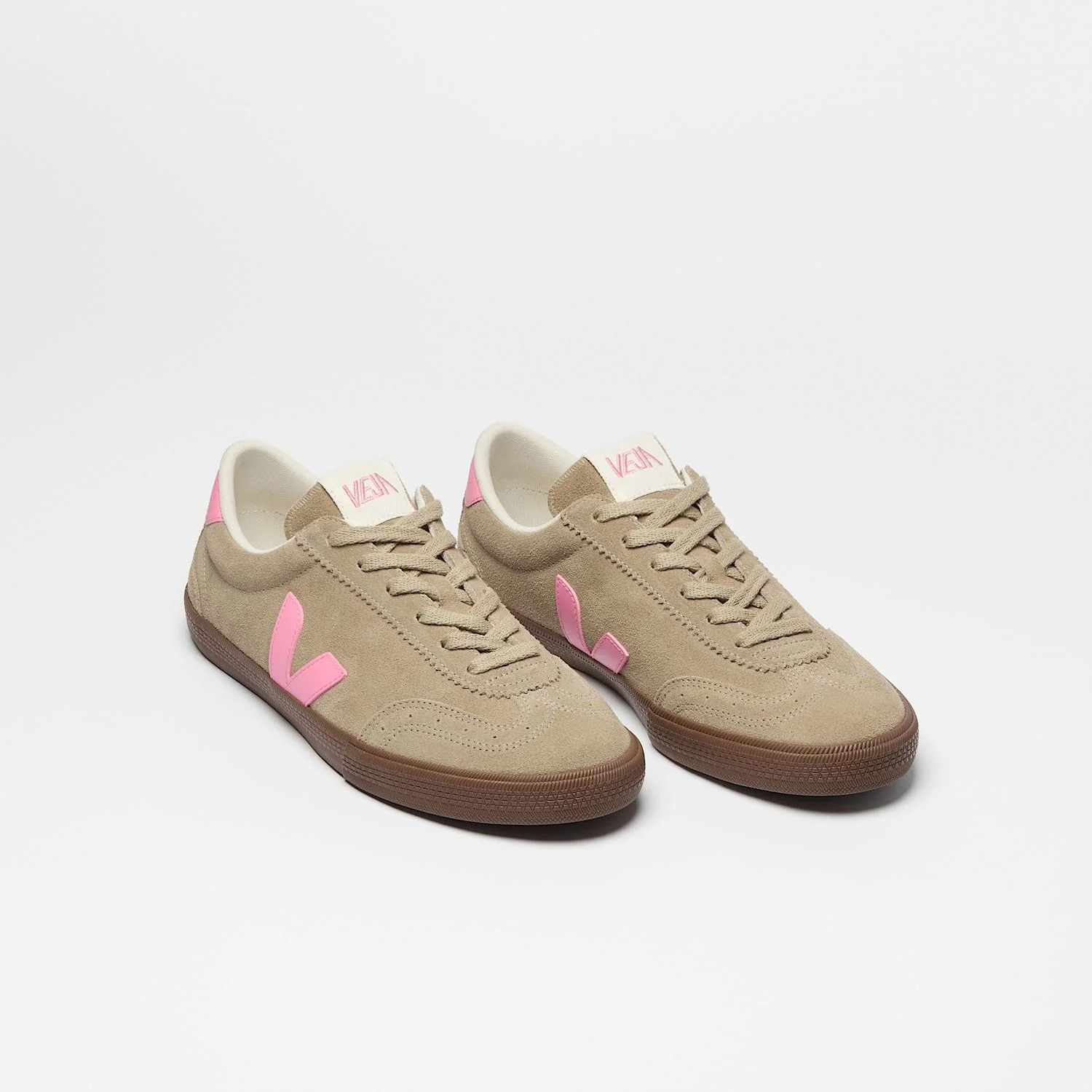 Volley  Taupe_Malibu_Bark