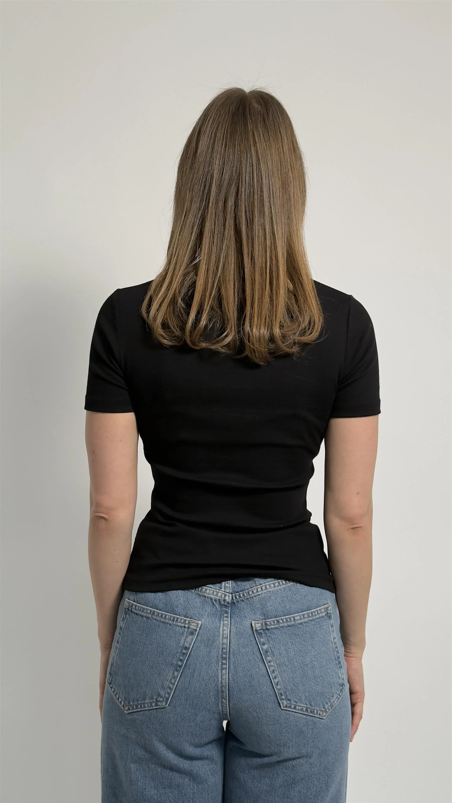Saalexis T-Shirt Black - Image 4