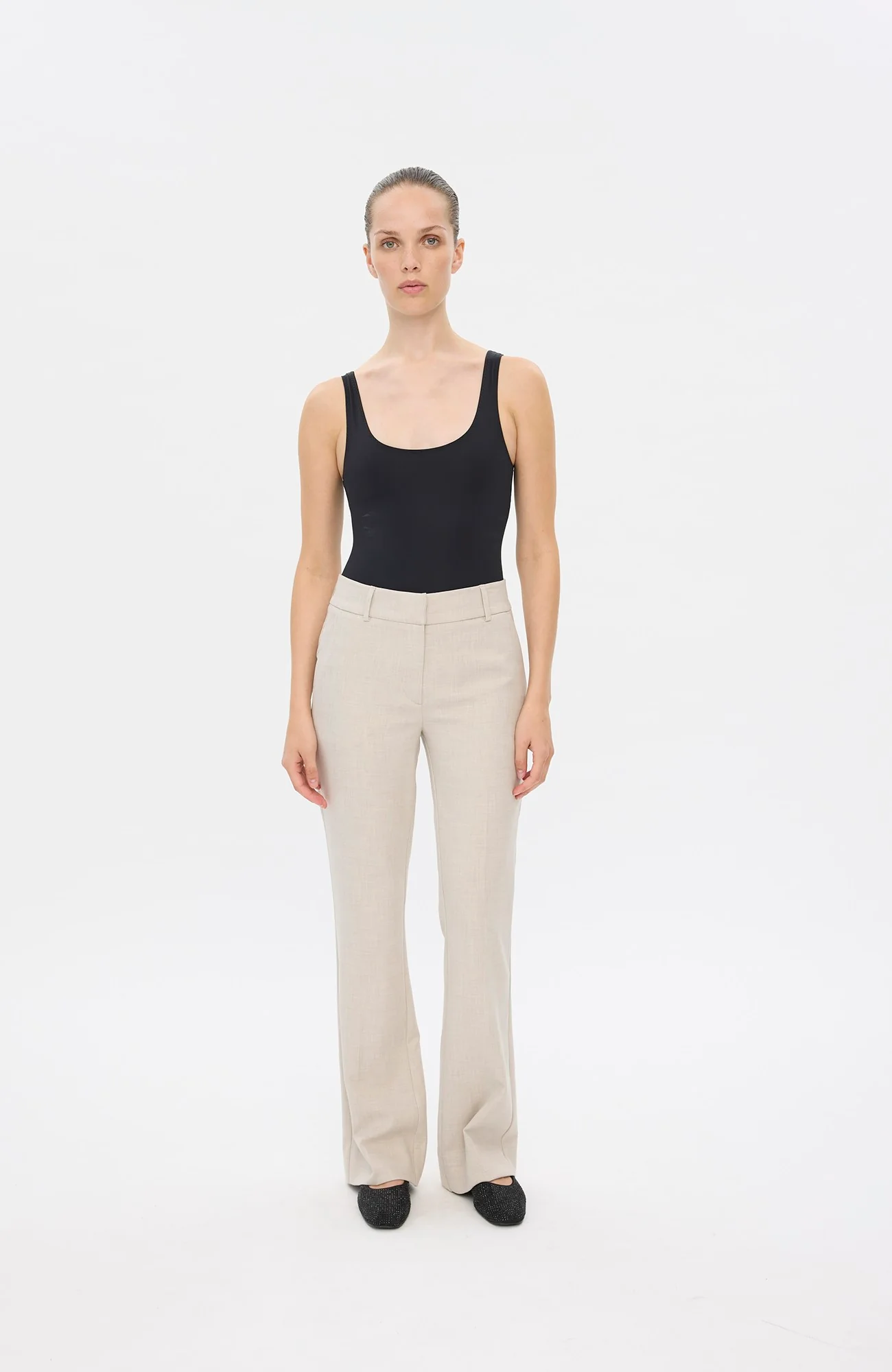 Clara  Silver Sand Melange - Image 2