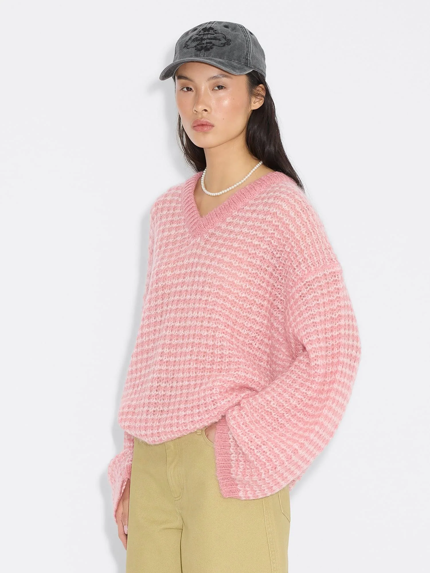 Boxy Mohair V-Neck  Pink Mix - Image 4