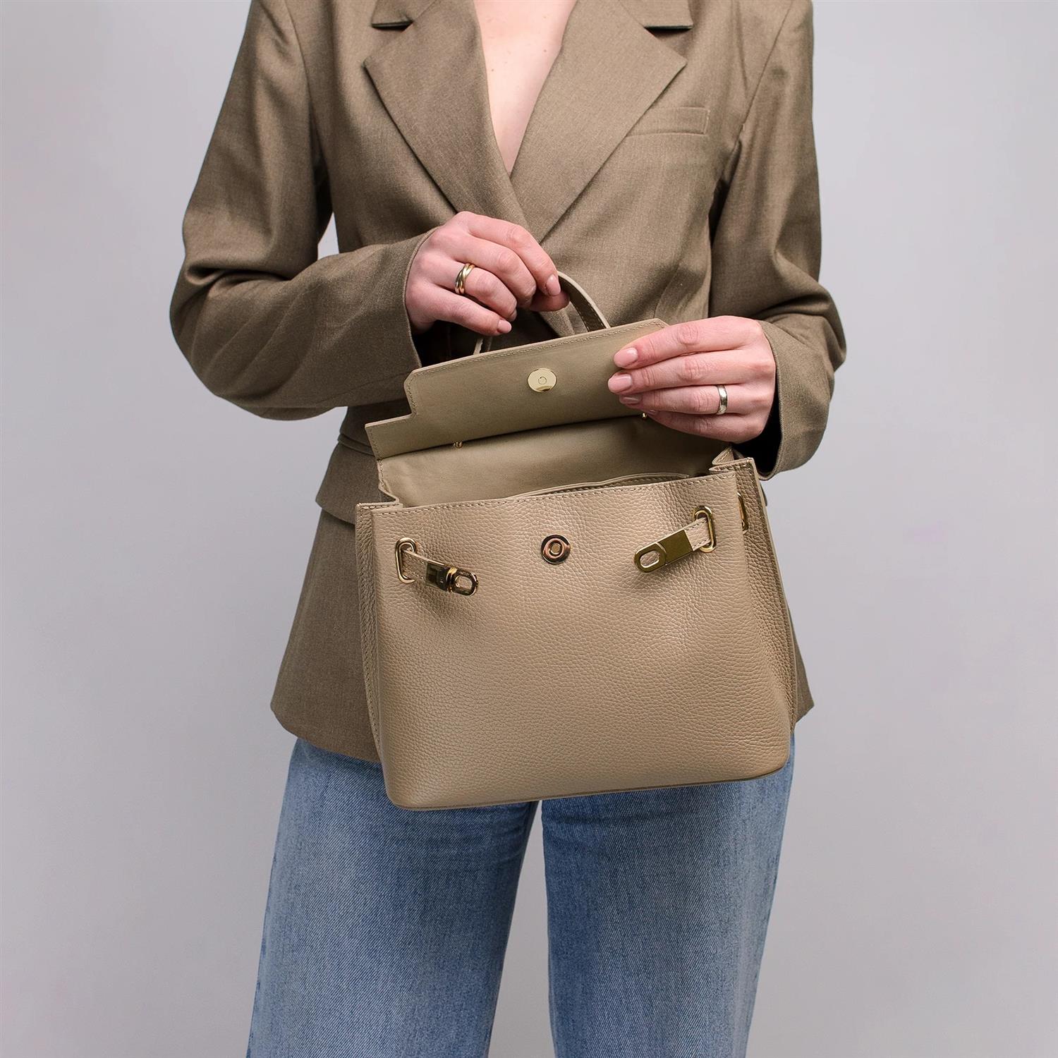 RIVOLI LEATHER  Light Taupe - Image 3