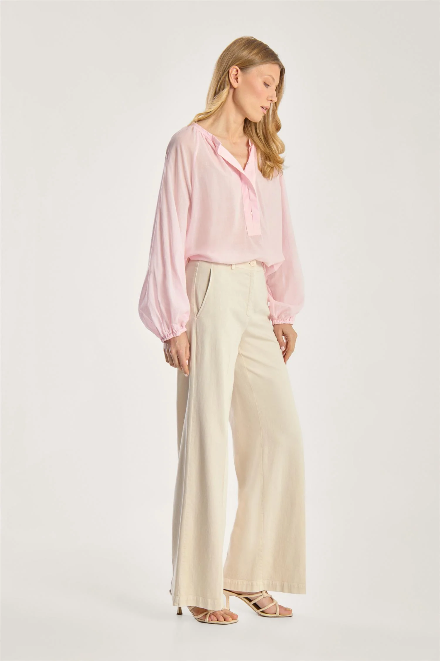 SHILOH COLORED SOFT DENIM  Crema - Image 4