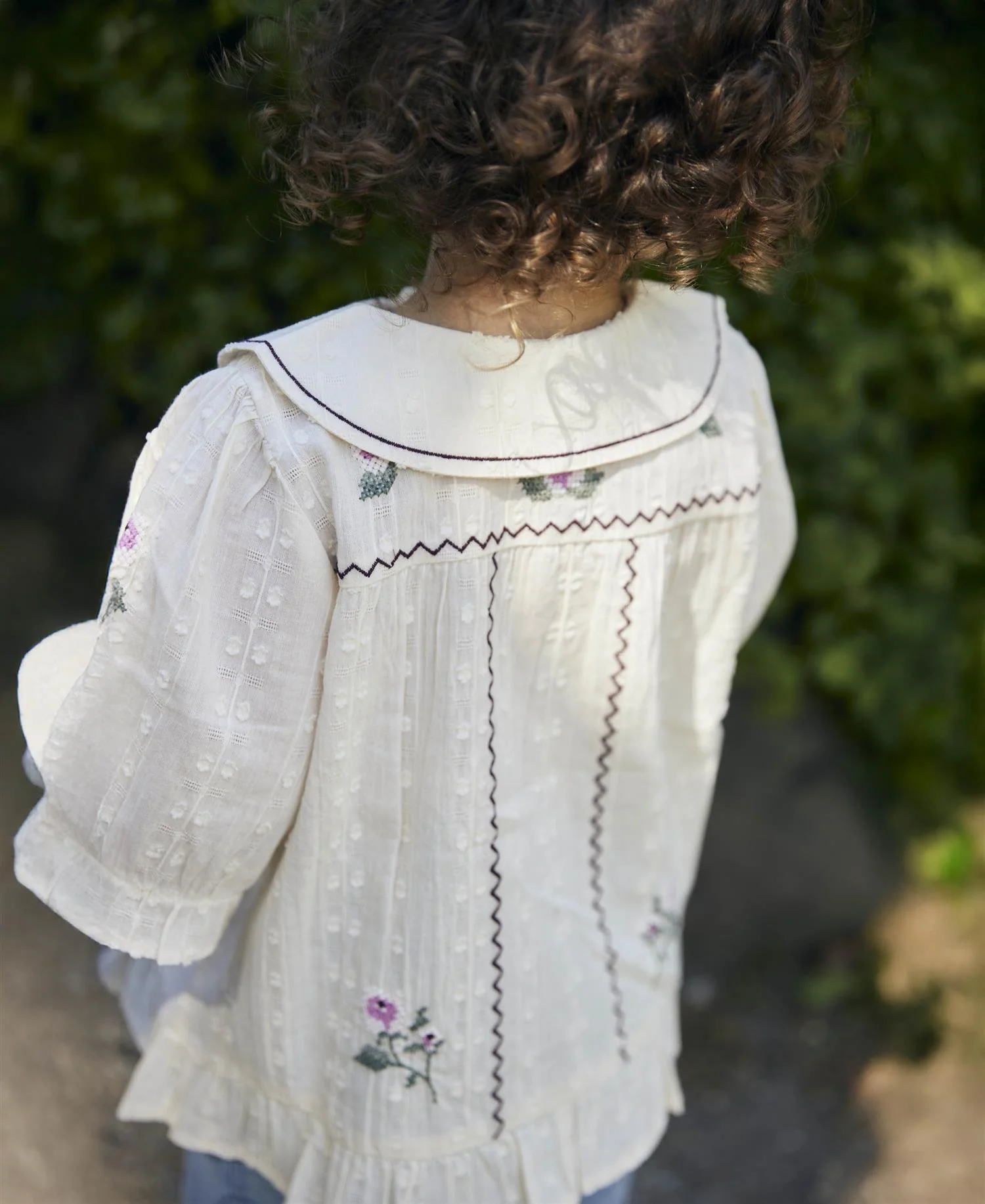 DOBBY SS ROSE EMBR BLOUSE  Sandshell - Image 2