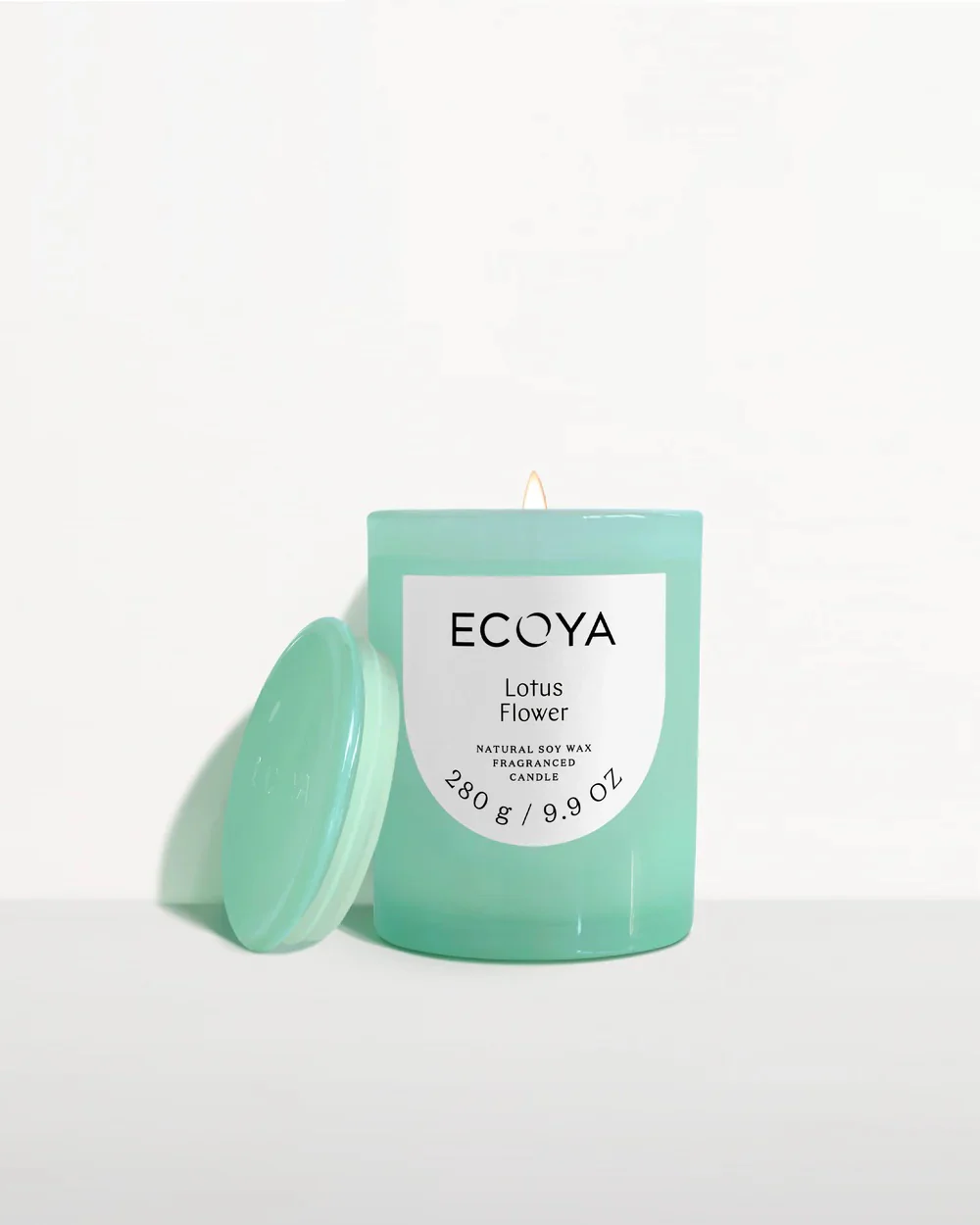 Metro Candle 280 g  Lotus Flower