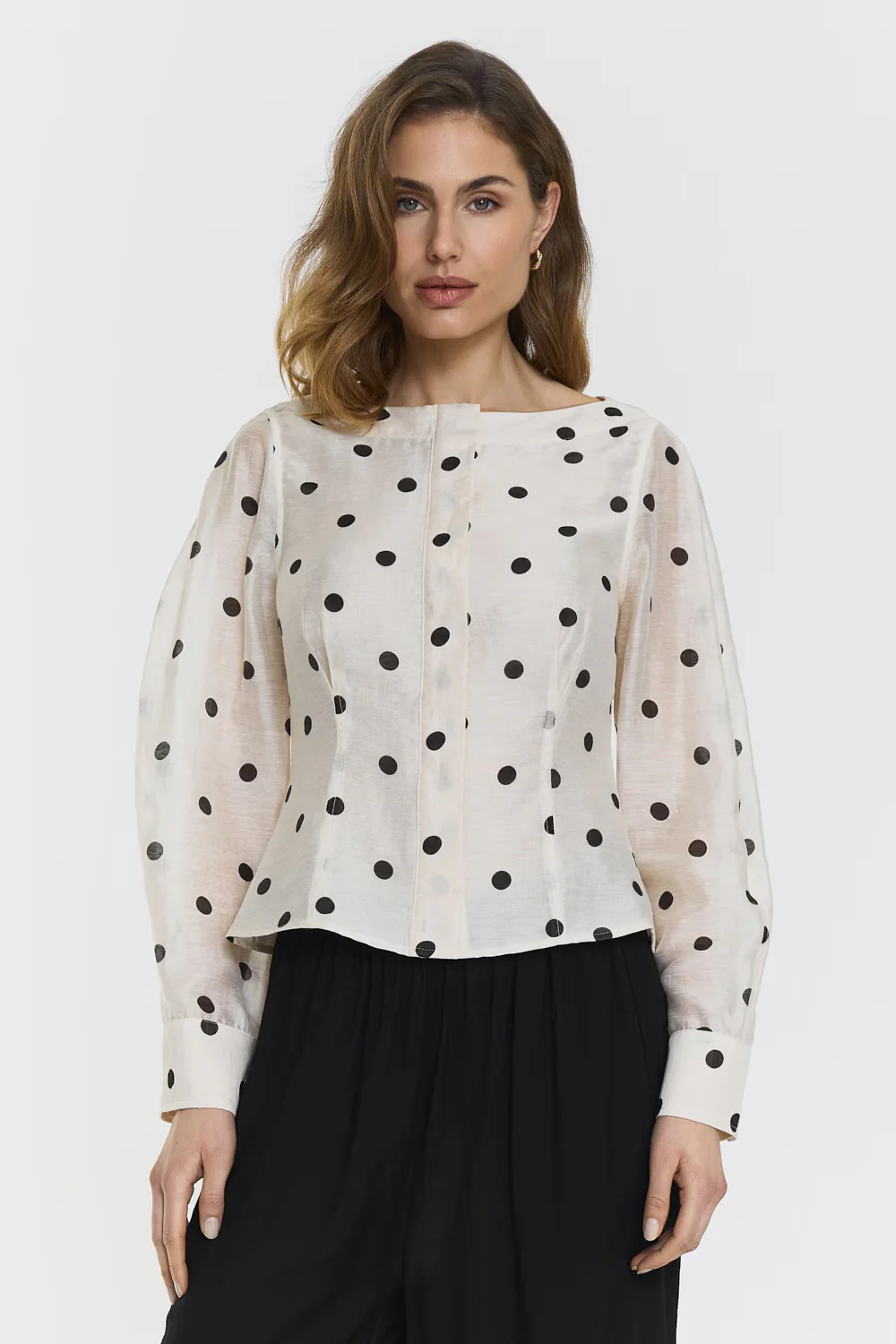 Maika blouse  Black Dots - Image 4