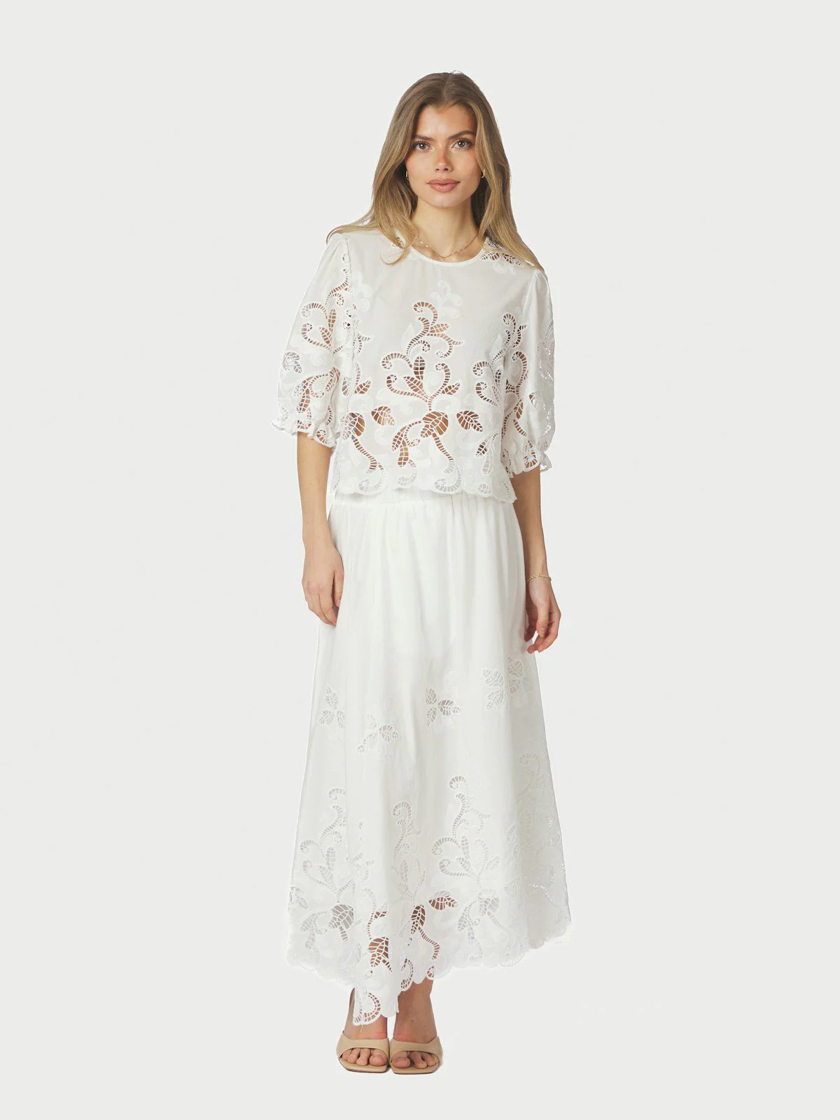 Fia Embroidery Blouse  White - Image 3
