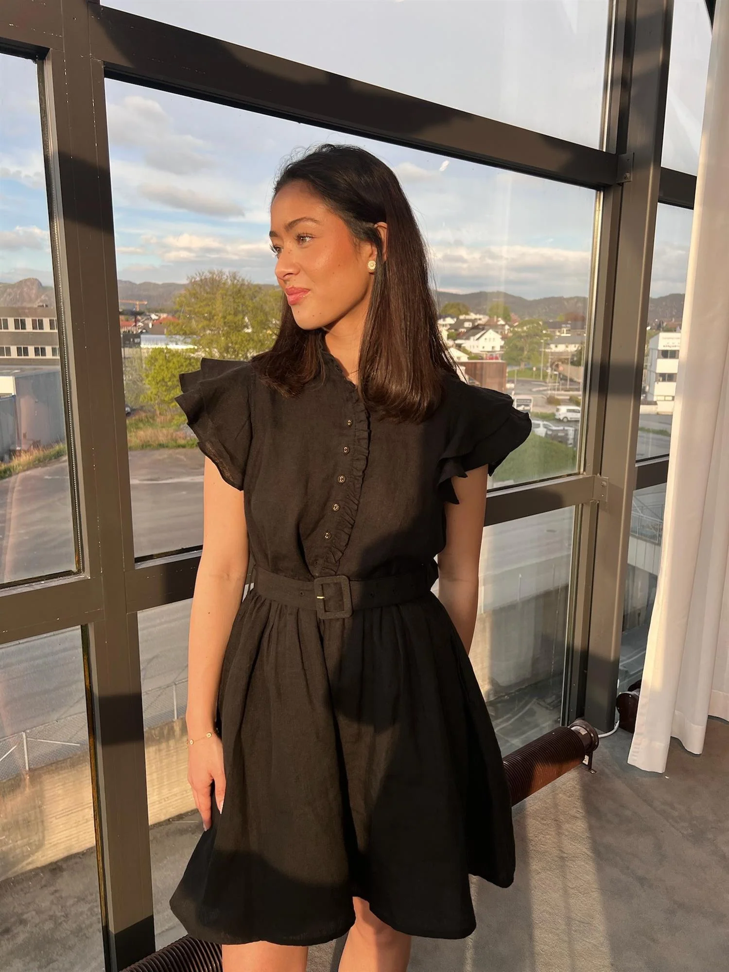 Linen Ruffle dress  Black - Image 2