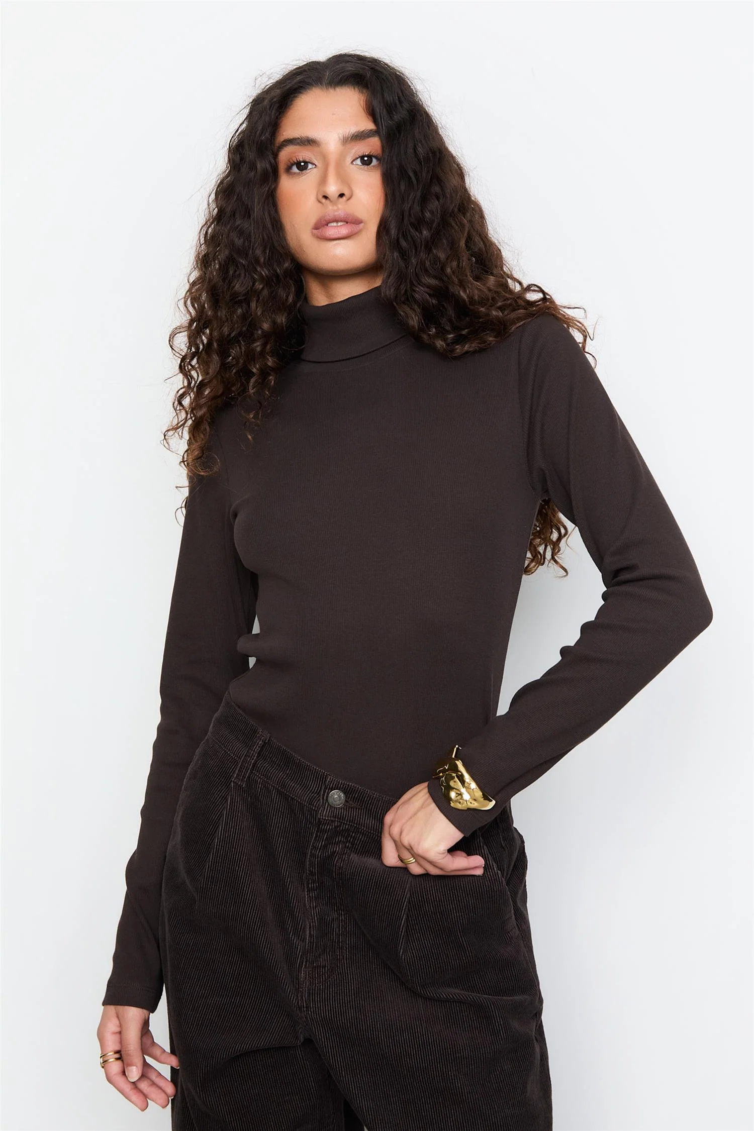 Petra Rib Turtleneck  Dark Brown - Image 2
