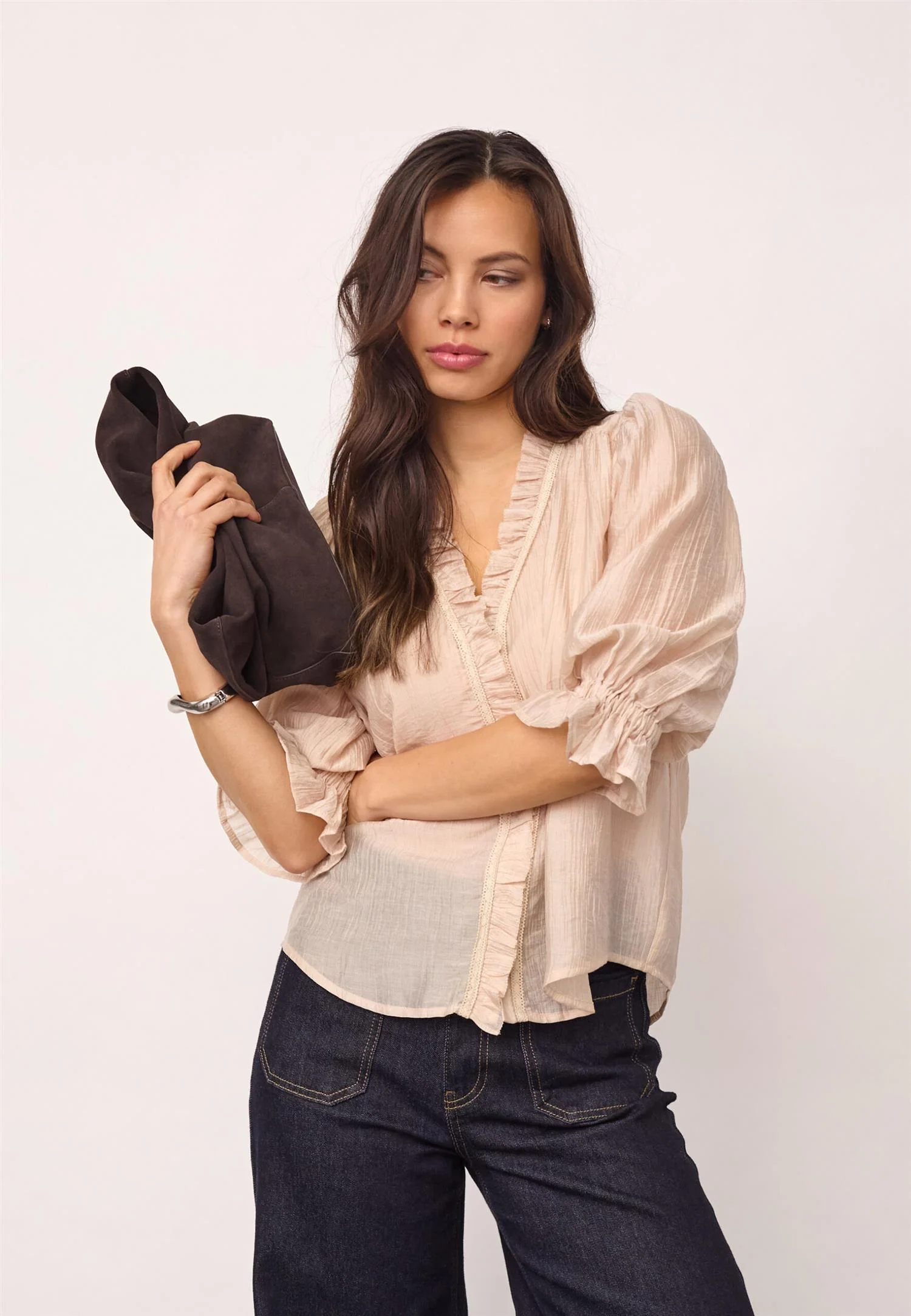 AviCC Lace SS V-Blouse  Mink - Image 3