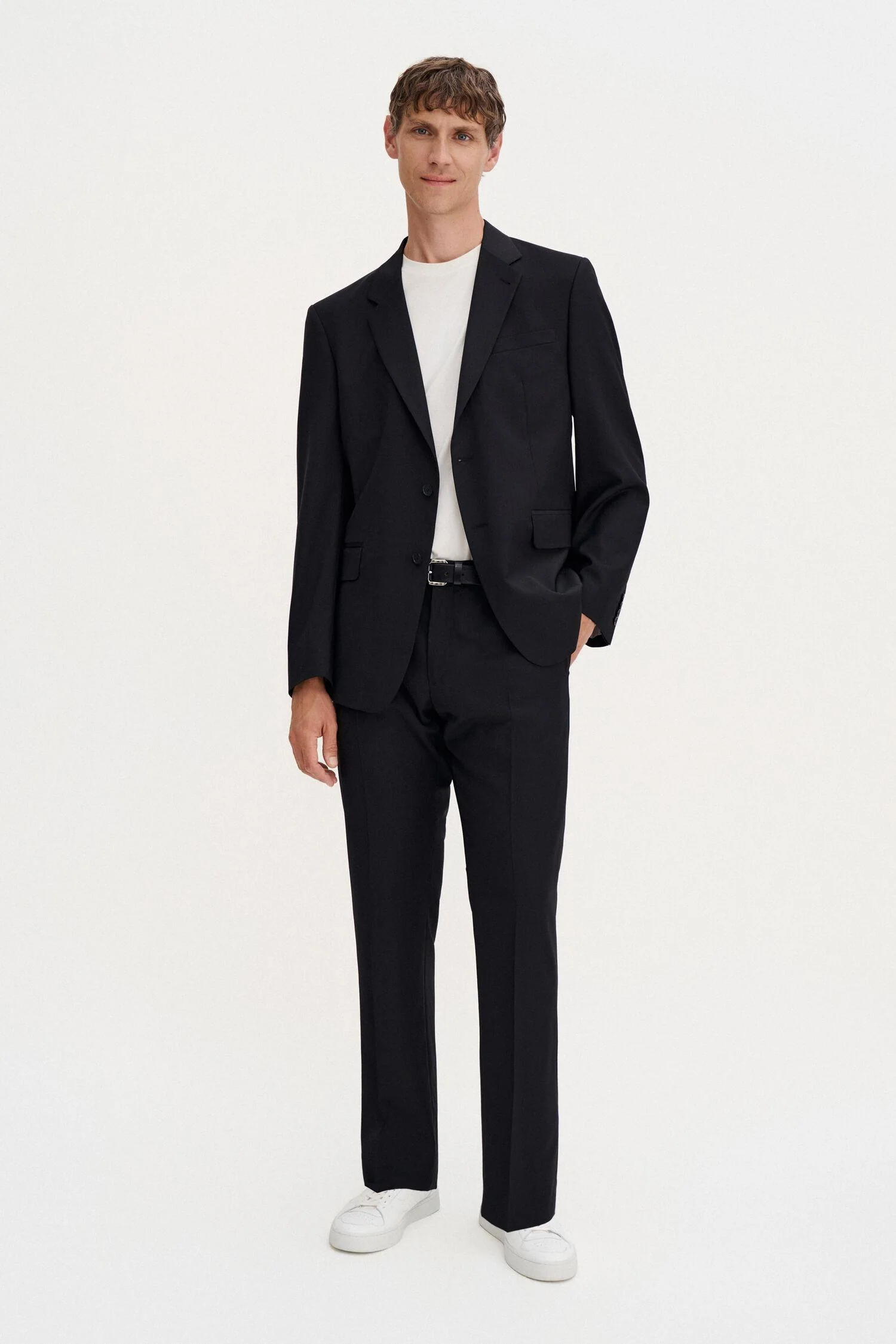 slim tapered wool trousers  Black - Image 2