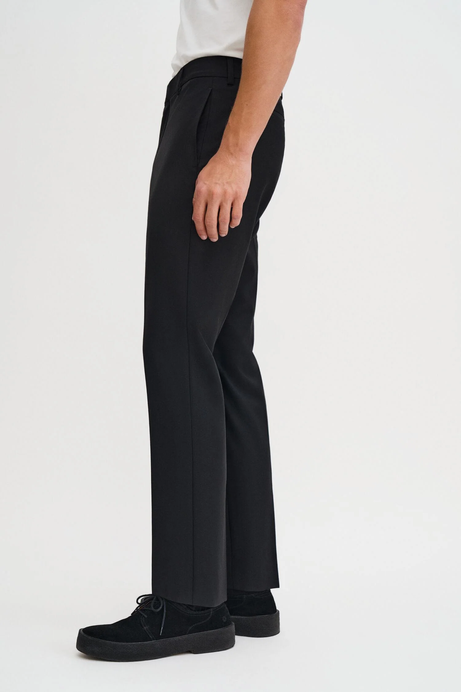 slim tapered wool trousers  Black - Image 3