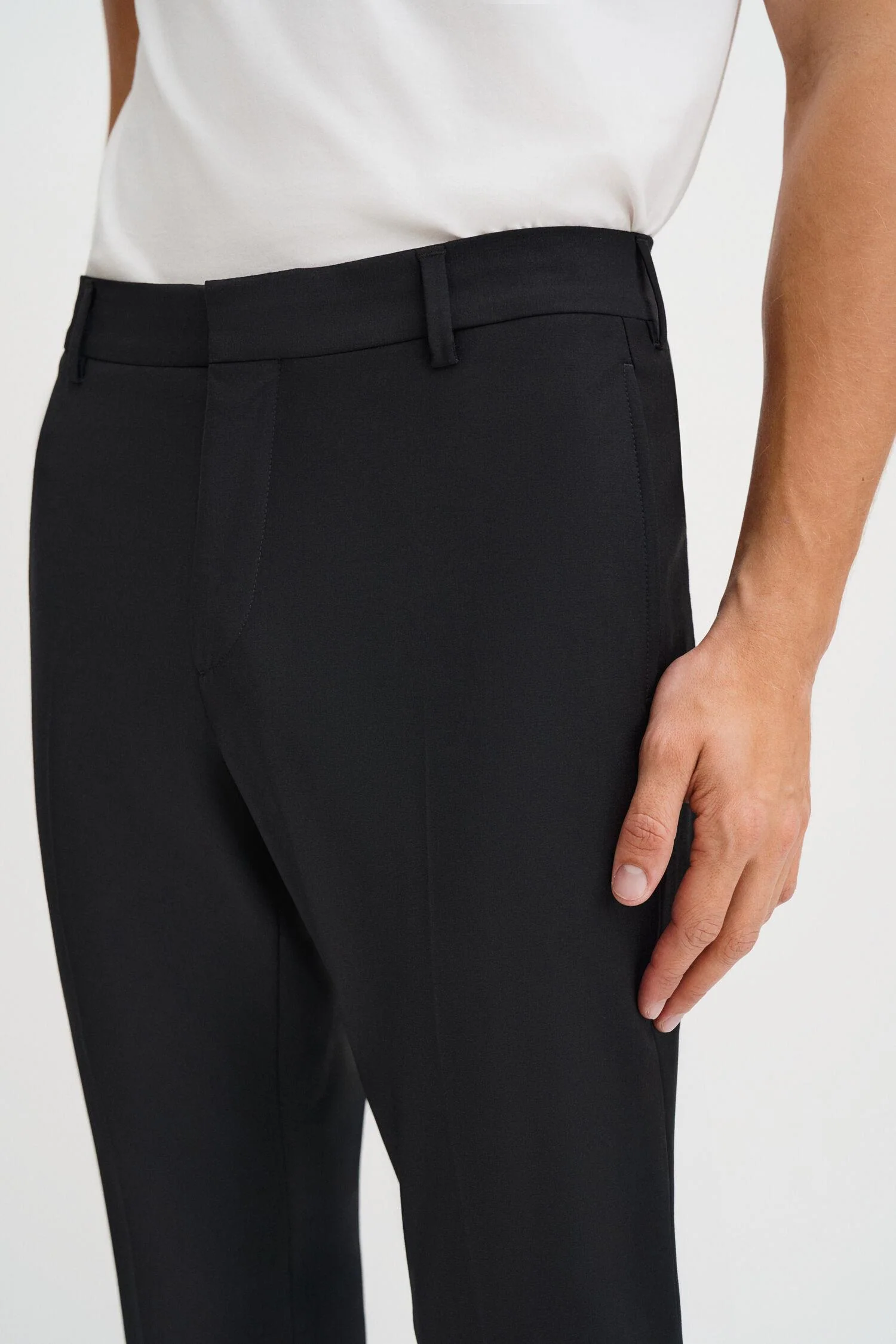 slim tapered wool trousers  Black - Image 5