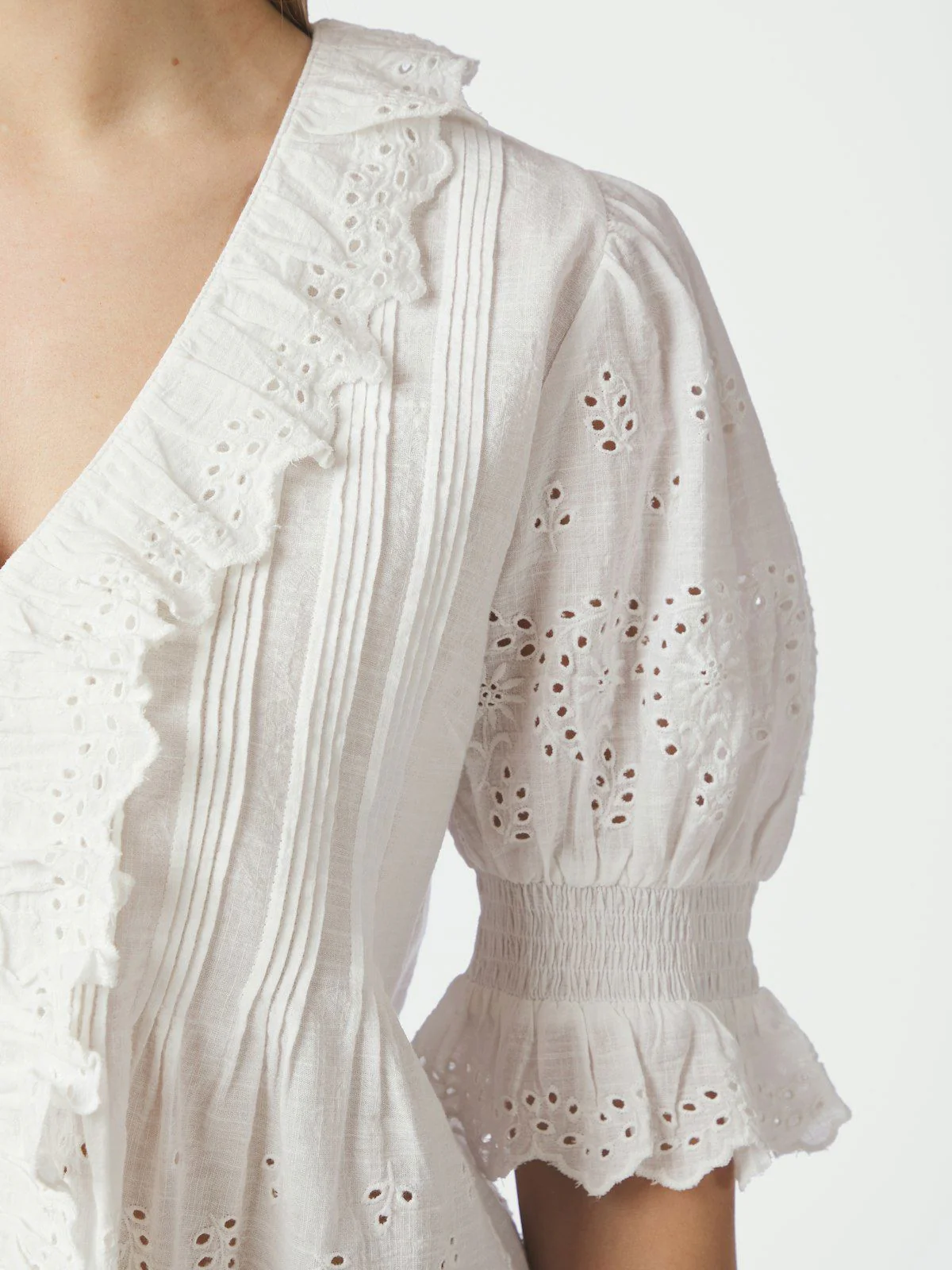 Talise Emb Blouse White - Image 2