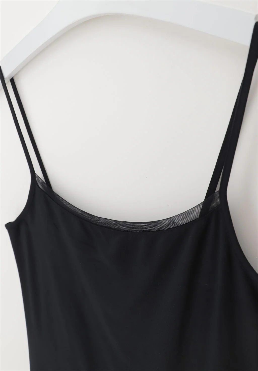 Oroblu Perfect Line Modal Singlet  Black - Image 4