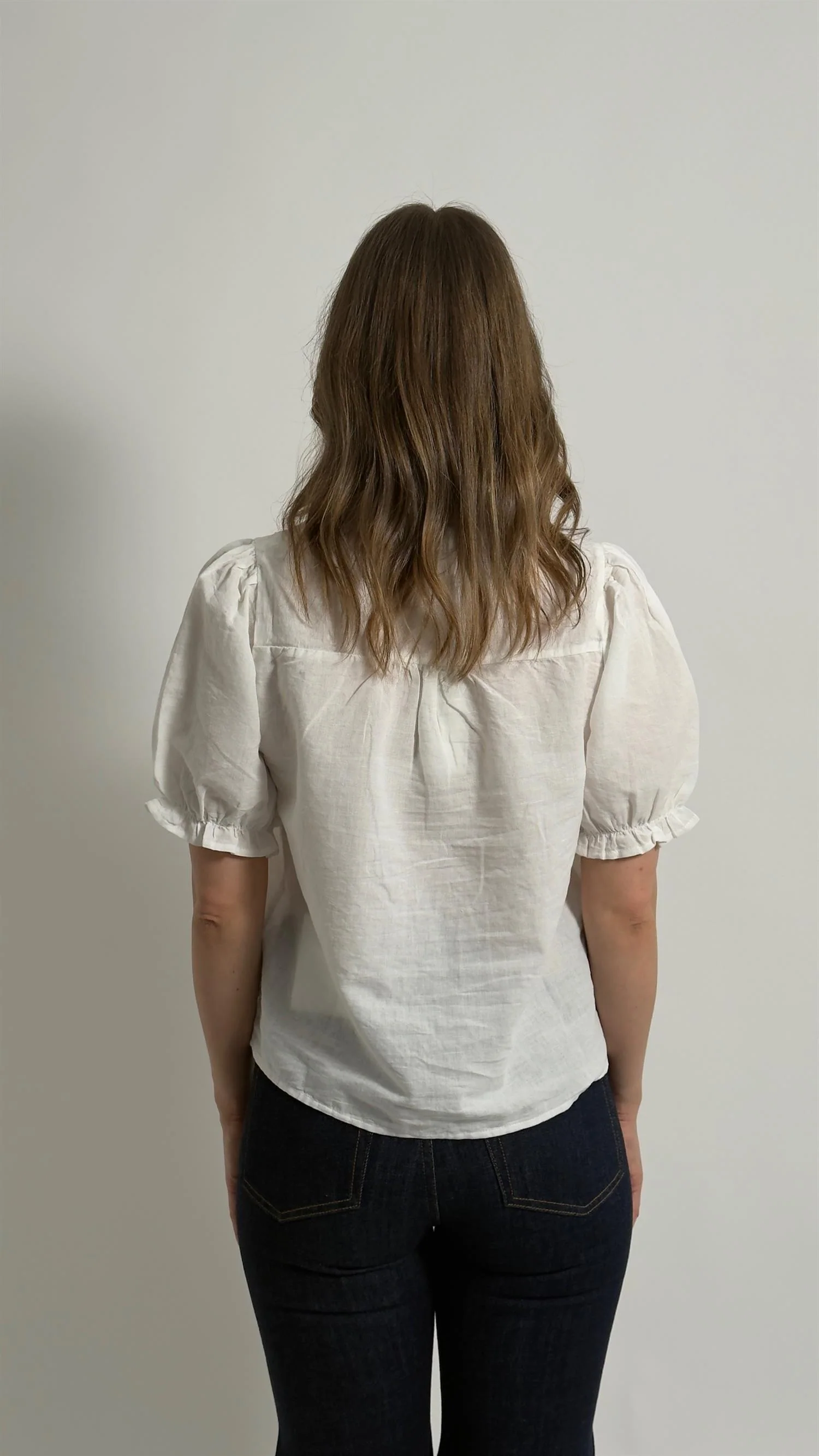 ODESA LINEN BLOUSE  White - Image 4